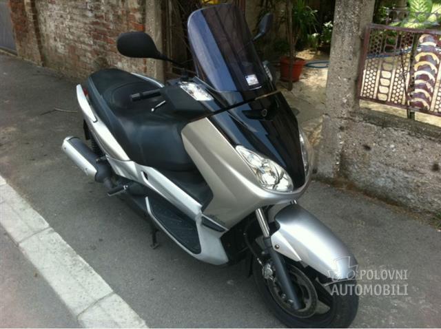 Yamaha Xmax 125cc