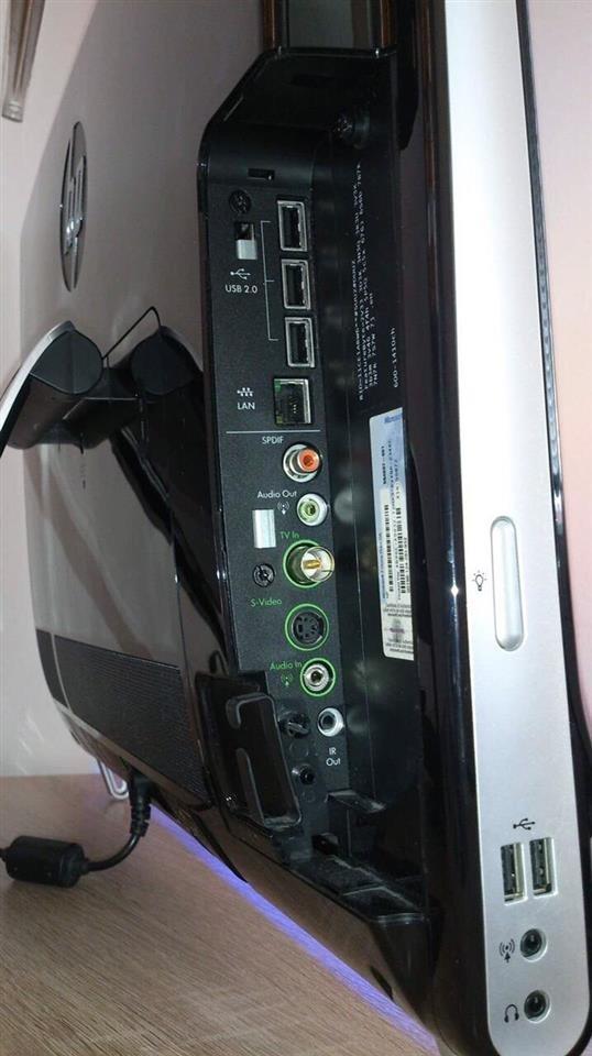 HP-TouchSmart-600-1410-23--Intel-core-i3-4GB-1-5-T