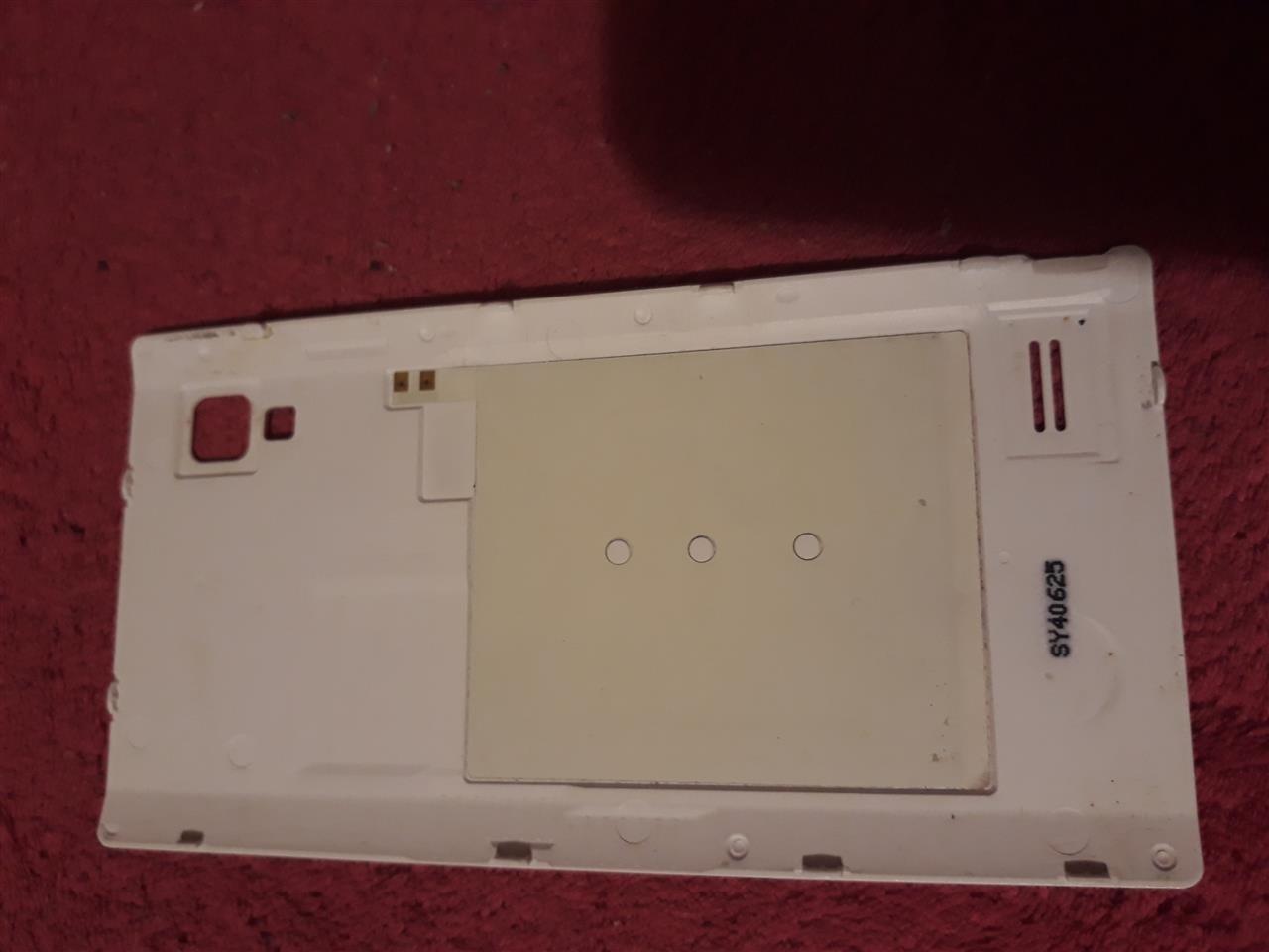 Neispravan-telefon-
