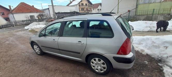 2003 Peogeut 307