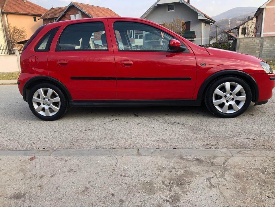 Opel-Corsa-1-0B-2005god----