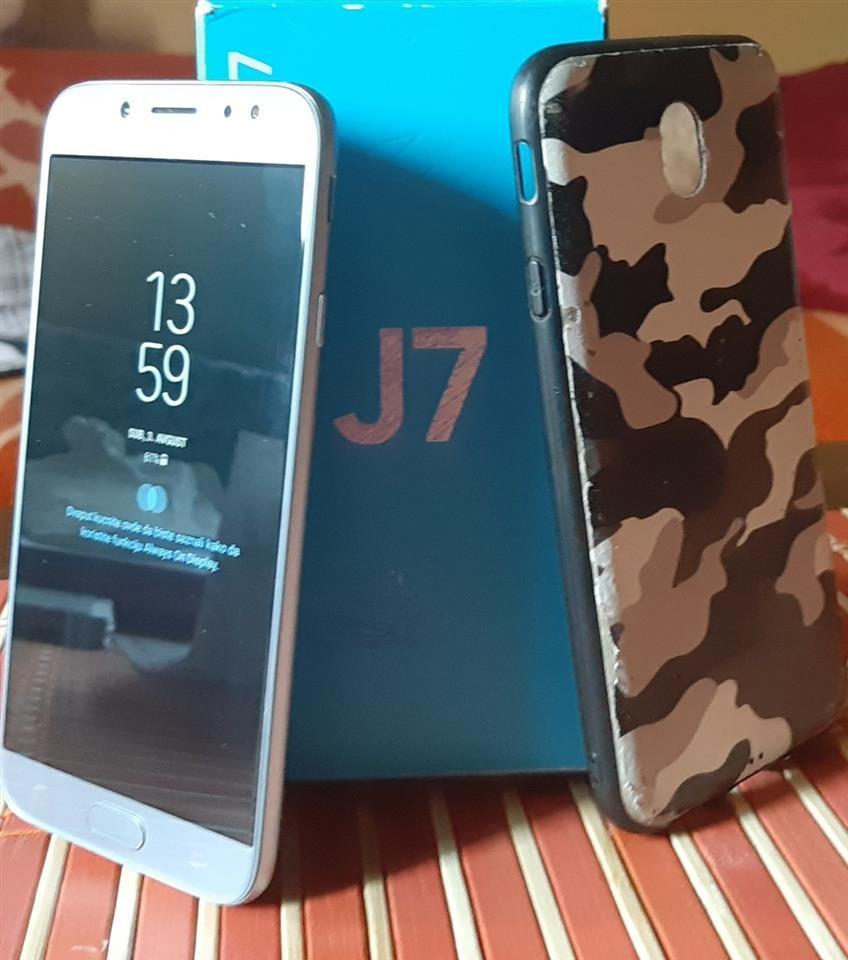 Samsung-Galaxy-J7--2017-