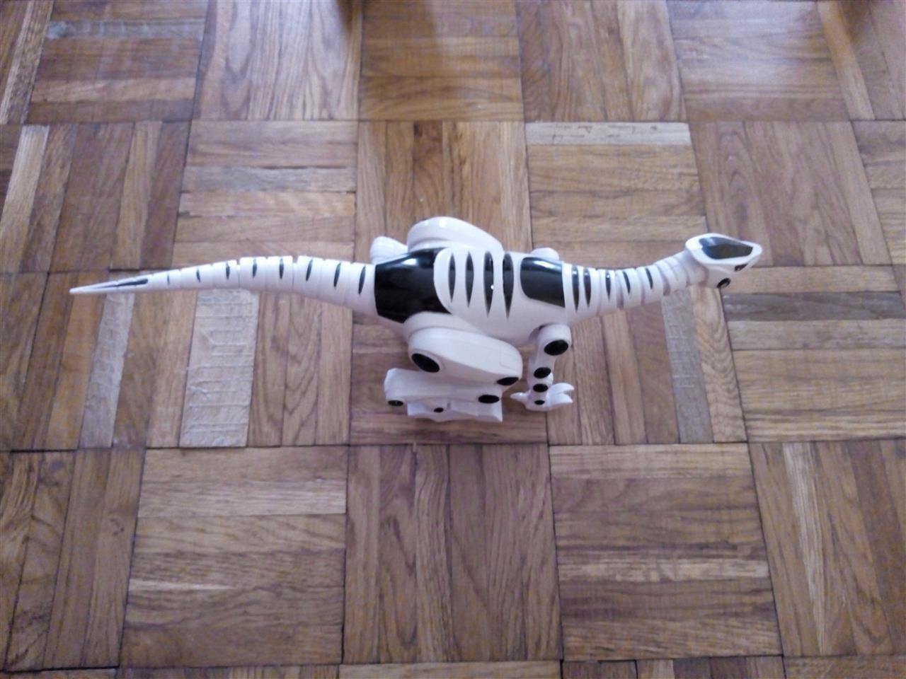 Polovni-dinasaurus-