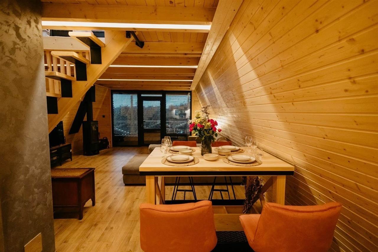 Wilderness-Cabin