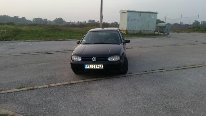 VW Golf 4 -01