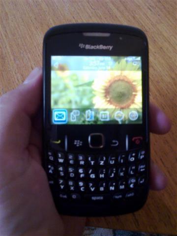 Blackberry-8520-Curve