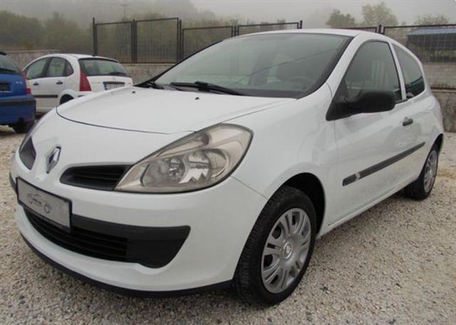 Renault Clio 1.2 i -09