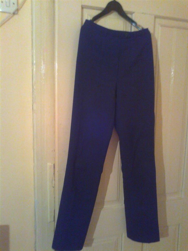 Crne-pantalone