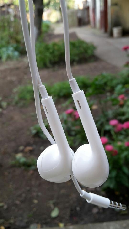 Apple-ove-slusalice-