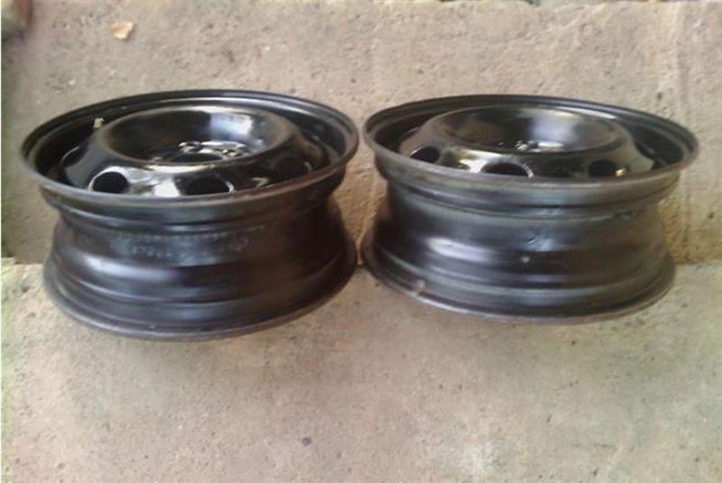 Felne-13--4x100-za-Renault-