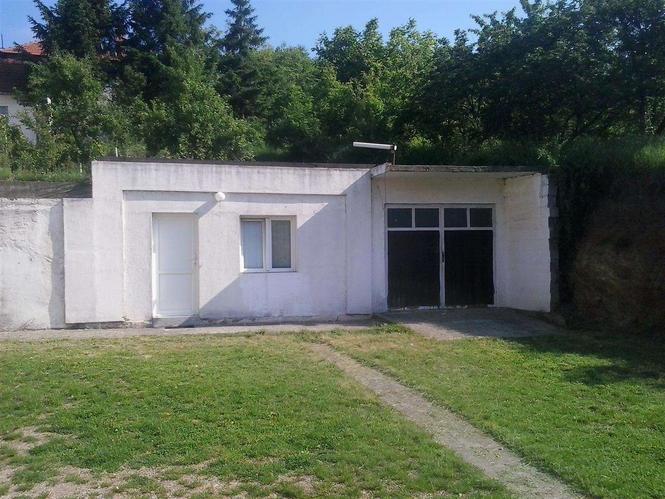 JEDNOSOBAN STAN U KUĆI