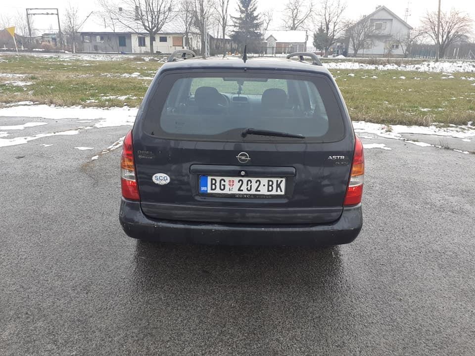 Opel-Astra