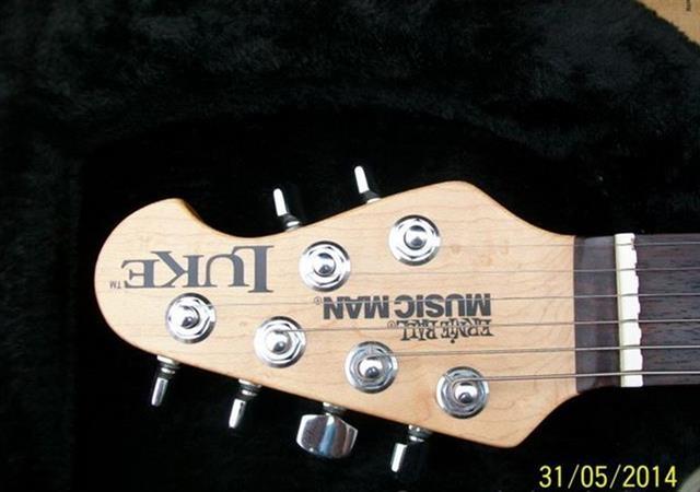 Music-Man-Luke-II-Candy-Red