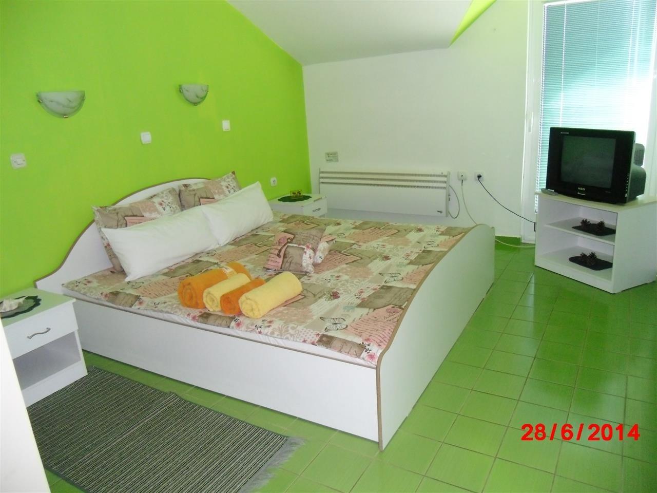 APARTMANI-I-STUDIJA--OHRID