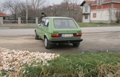 VW-Golf-1-LX--81