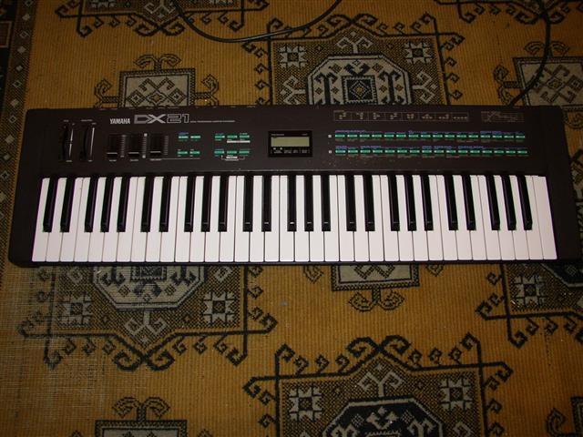 Yamaha DX 21