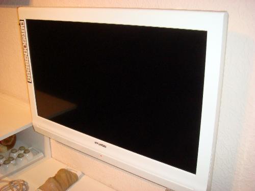 LCD televizor Hyundai 32LCRW