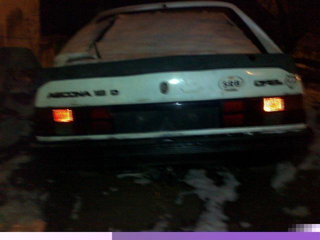 Opel-Ascona-1-6D--86