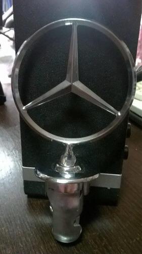 Znak Mercedes 126