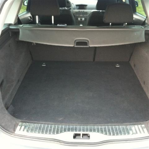 Opel-Astra-H-1-4--06