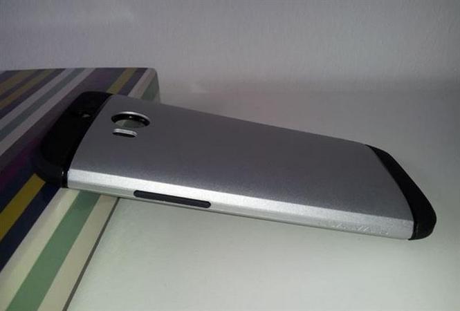 HTC One M8 Spigen Slim Armor maska