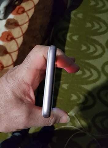 iPhone-7------32gb