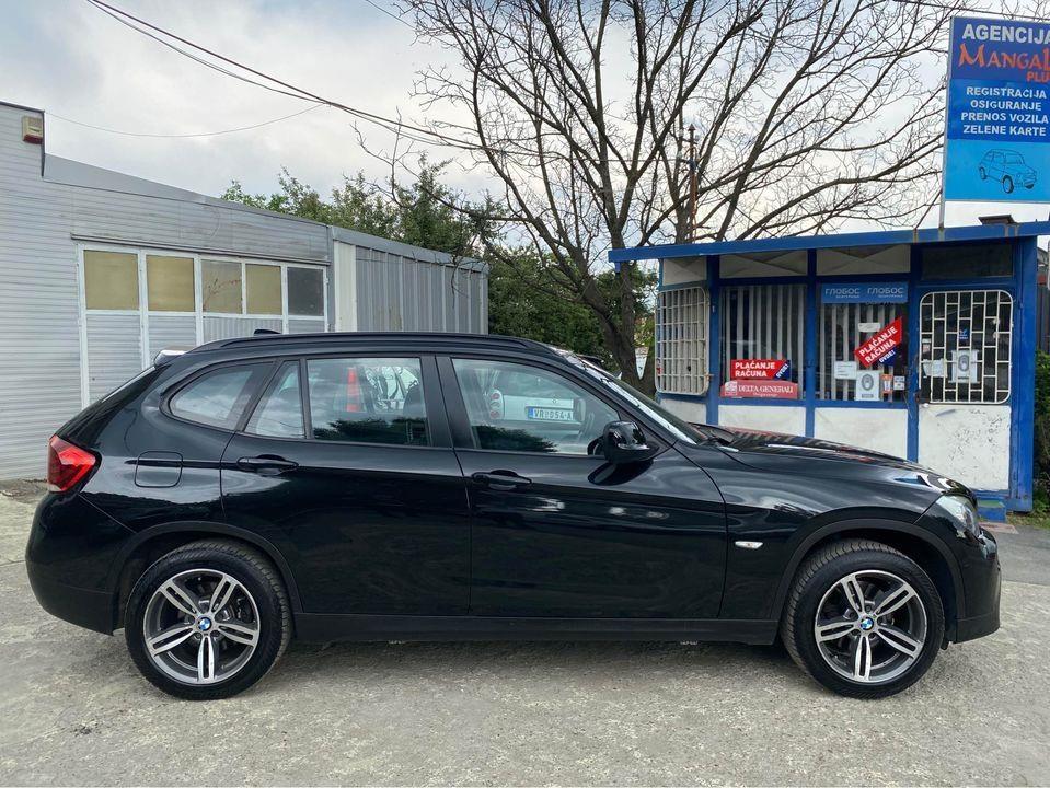 BMW-X1-----