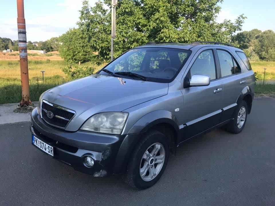 Kia-Sorento-2-5crdi-2002