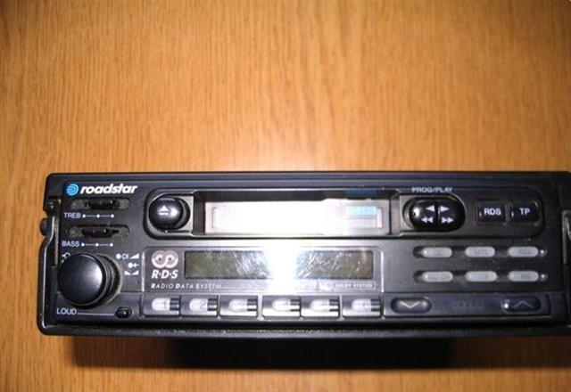Autoradio kasetofon