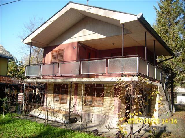 Vikendicu Od 50m2 Begecka Jama Novi Sad
