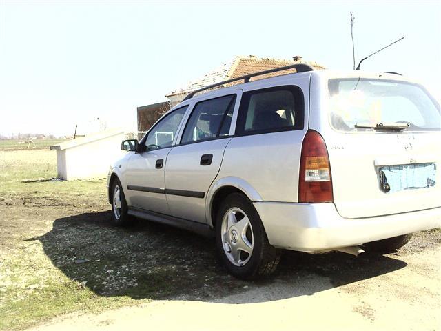 Opel-Astra--1-7-dizel--00