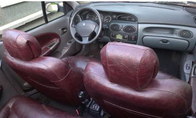 Renault-Megane--99
