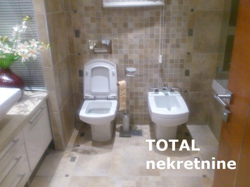 Luksuzan-stan-u-centru-grada