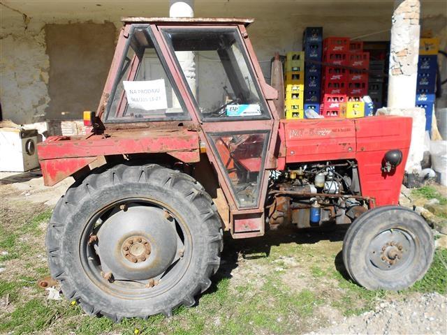 Traktor-542-