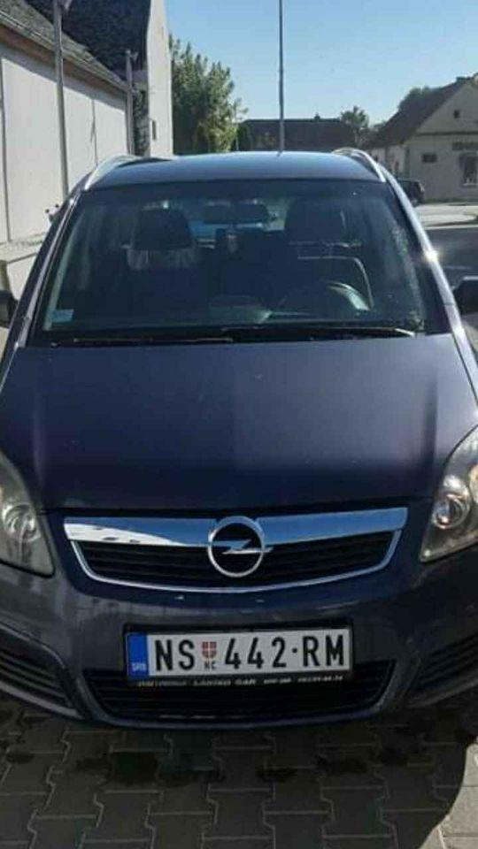 Opel-Zafira-B-1-9
