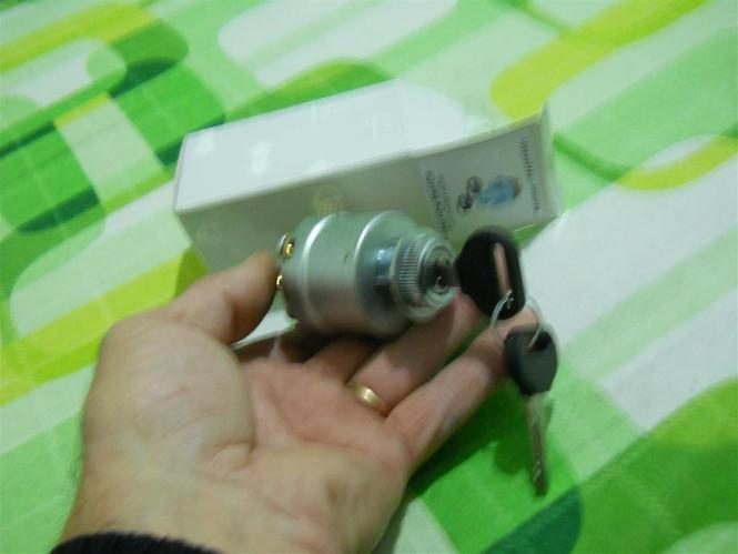 TRAKTOR DELOVI