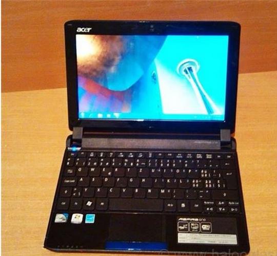 Laptop Acer AO532h 10