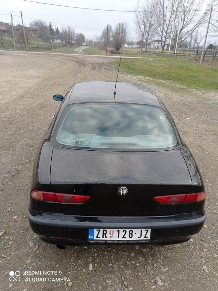 Alfa-Romeo-156