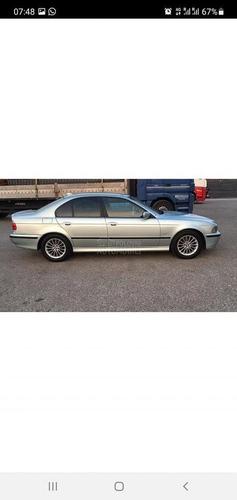 BMW 523I