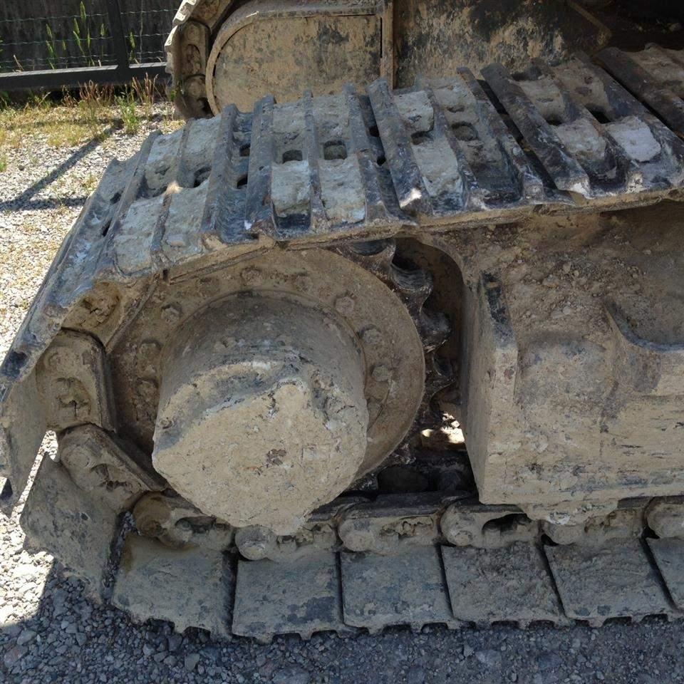 BAGER-KOMATSU-PC-160--01-ŠIRINA-2-5m