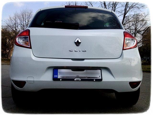 Renault-Clio-III--1-5DCI--10