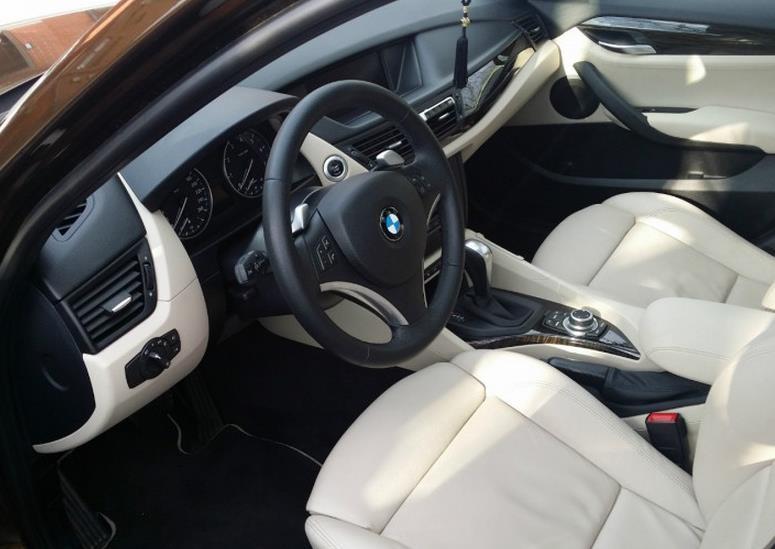 BMW-X1-2-8i-individual--11