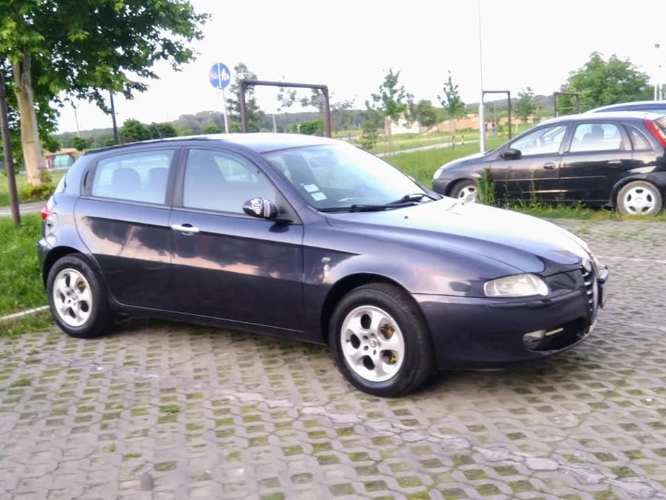 Alfa-Romeo-147-1-6-ts