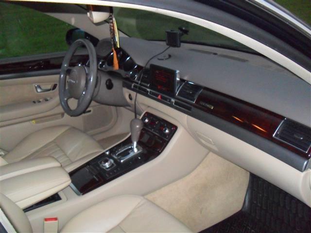 Audi-A8-4-2--03