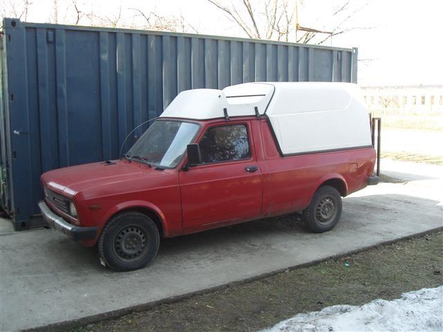 Zastava-Poly--03