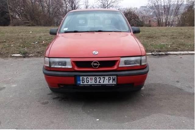 Opel Vectra A 2.0i 