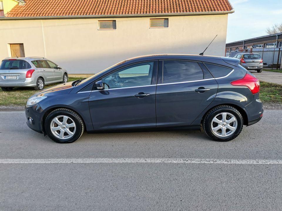 FORD-FOCUS-1-6-HDI-2011god-----TITANIUM---