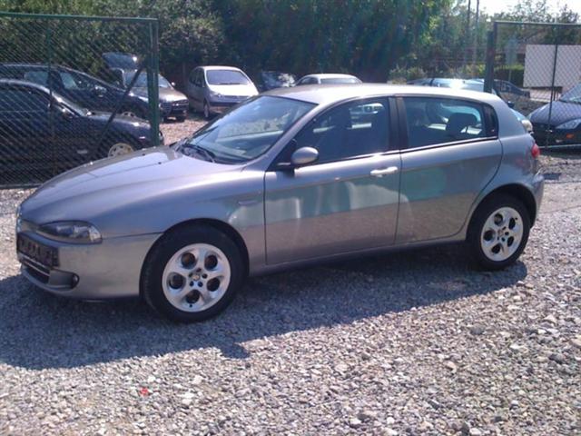 Alfa-Romeo-147-1-9--Mjet--07