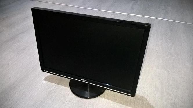 Desktop ekran ASUS