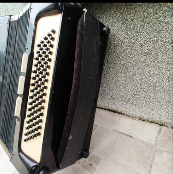 Hohner-harmonika-80-basa